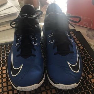 Women’s Nike Air Versitile 2